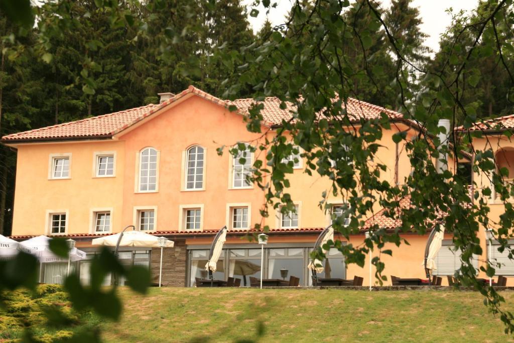 Waldhotel Marienheide Ngoại thất bức ảnh