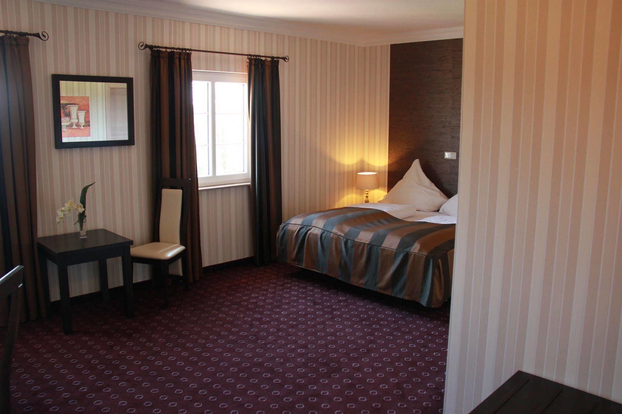 Waldhotel Marienheide Ngoại thất bức ảnh